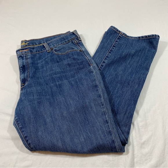 Old Navy Denim Ankle Jeans Casual Medium wash Midrise Short Straight Fit… - Picture 11 of 11